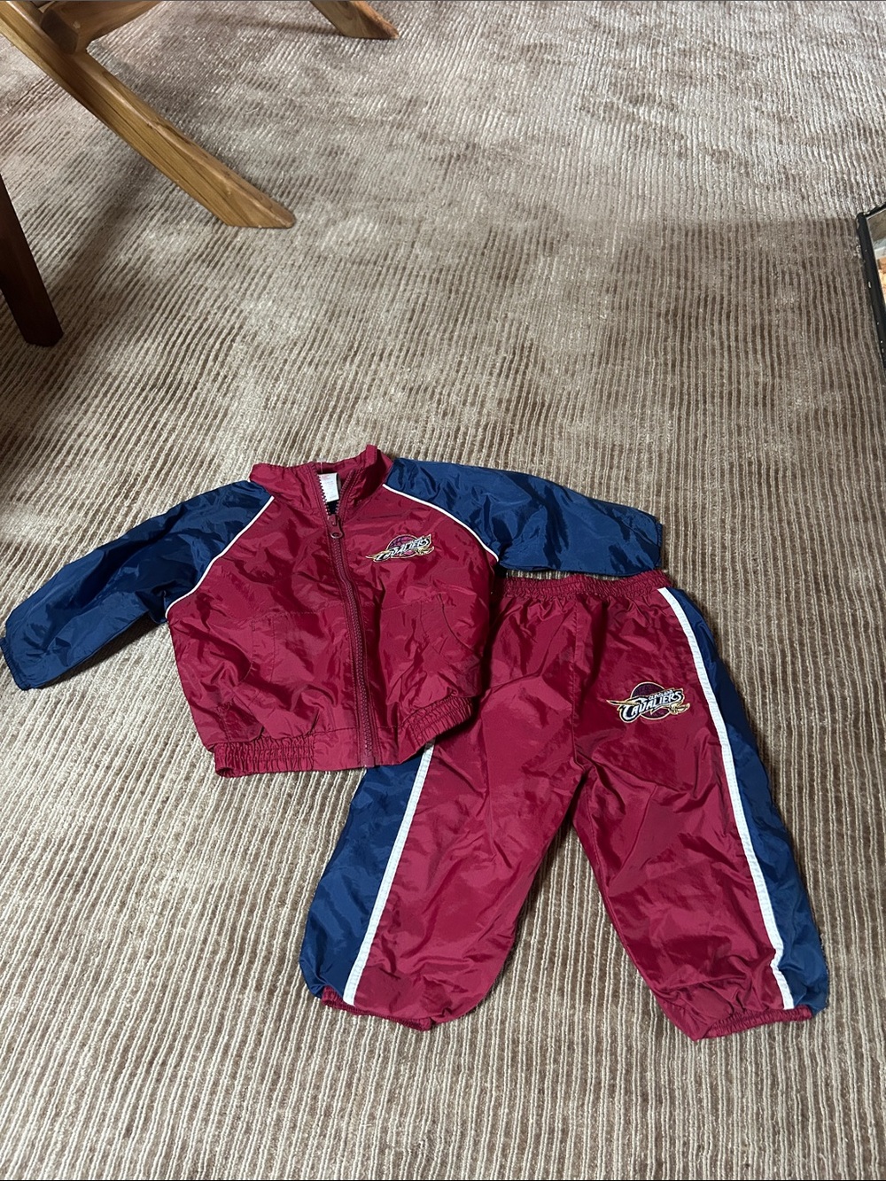 VTG Kids Cavaliers Windbreaker Set embroidered logo 90s official NBA tag 12mths